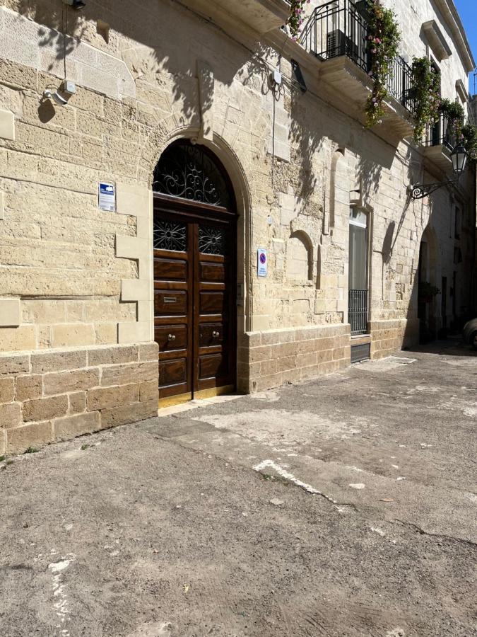 Casa Vacanze B&B Regina Maria Lecce Bagian luar foto