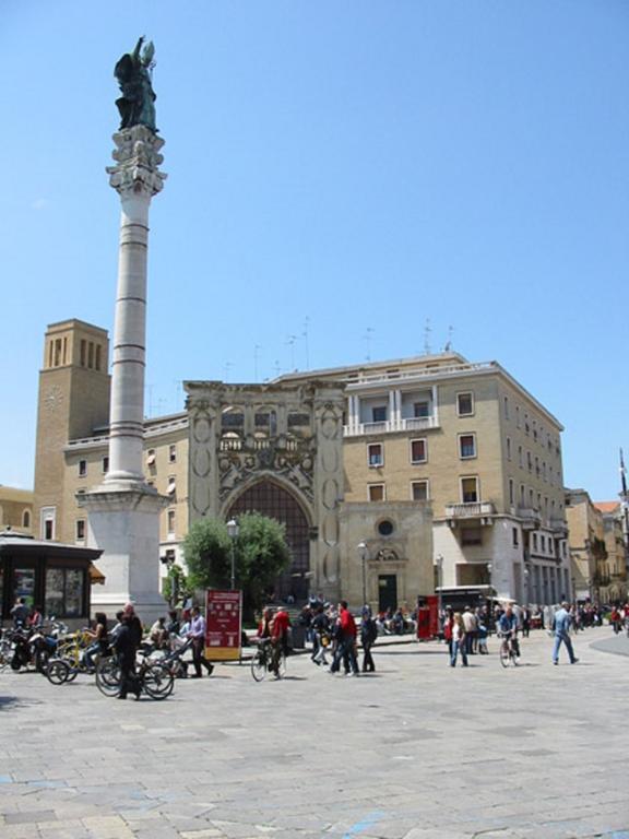 Casa Vacanze B&B Regina Maria Lecce Ruang foto